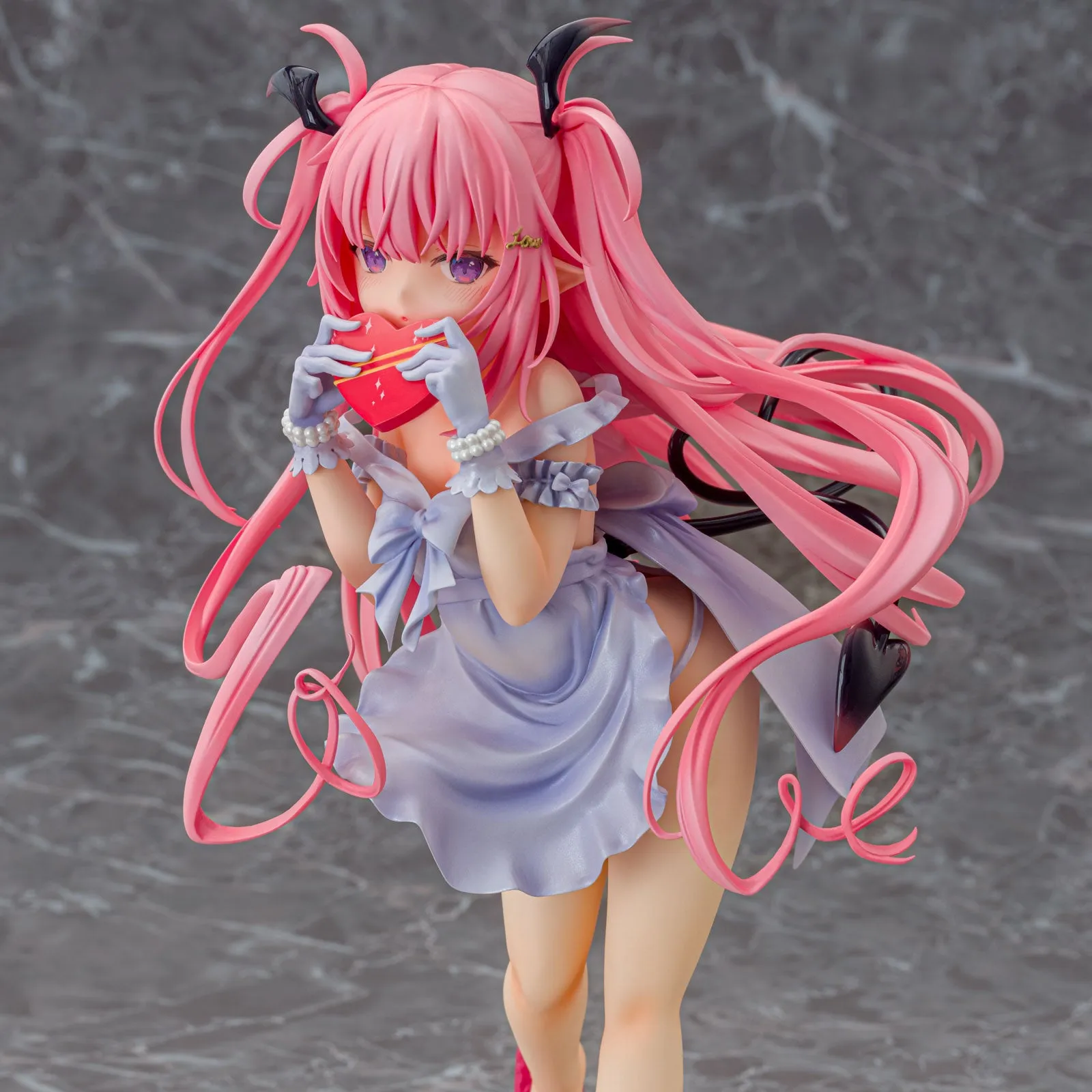 Tamano Kedama Succubas Rurumu Valentine ver. 1/6 Scale Figure