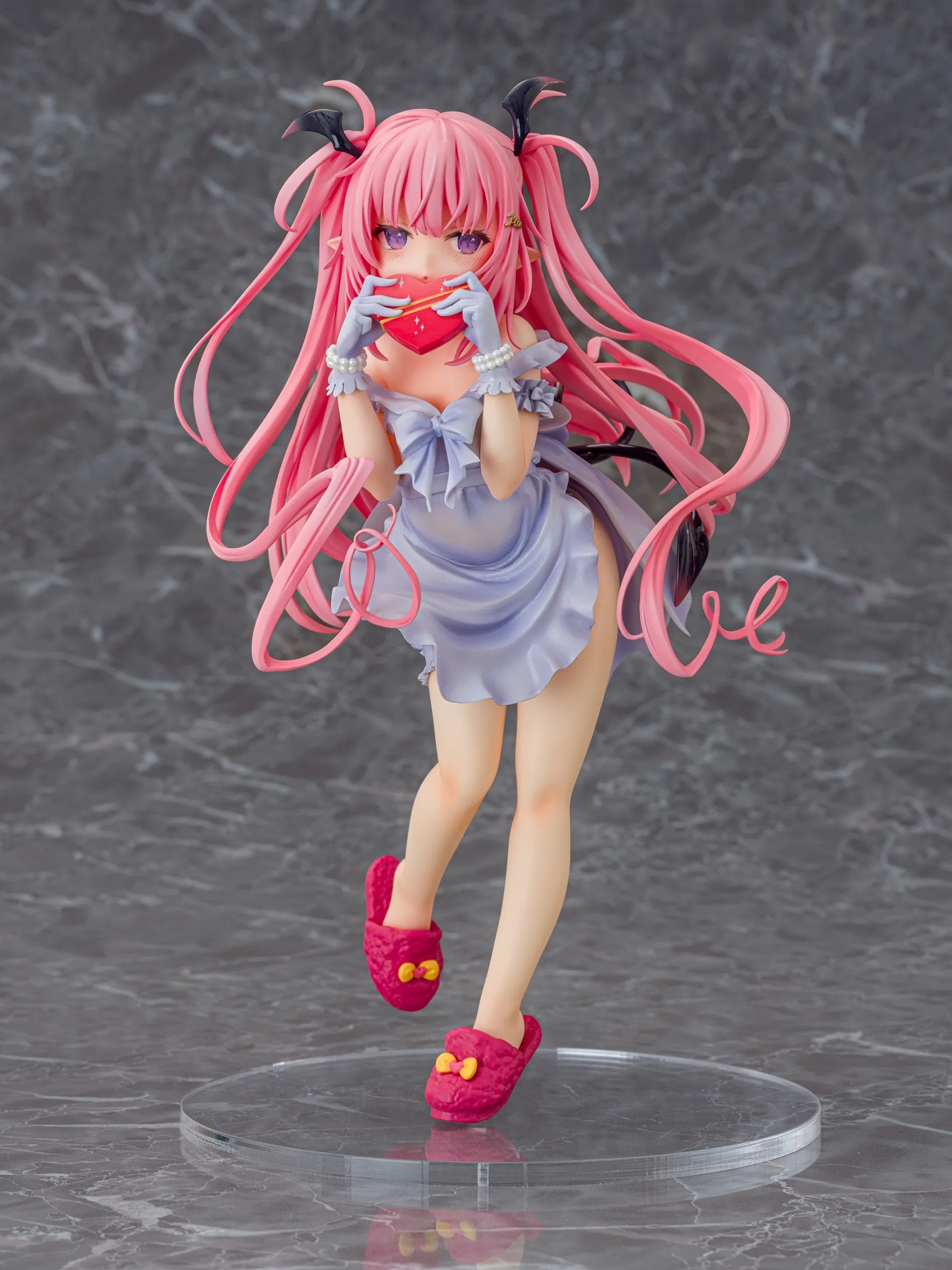 Tamano Kedama Succubas Rurumu Valentine ver. 1/6 Scale Figure