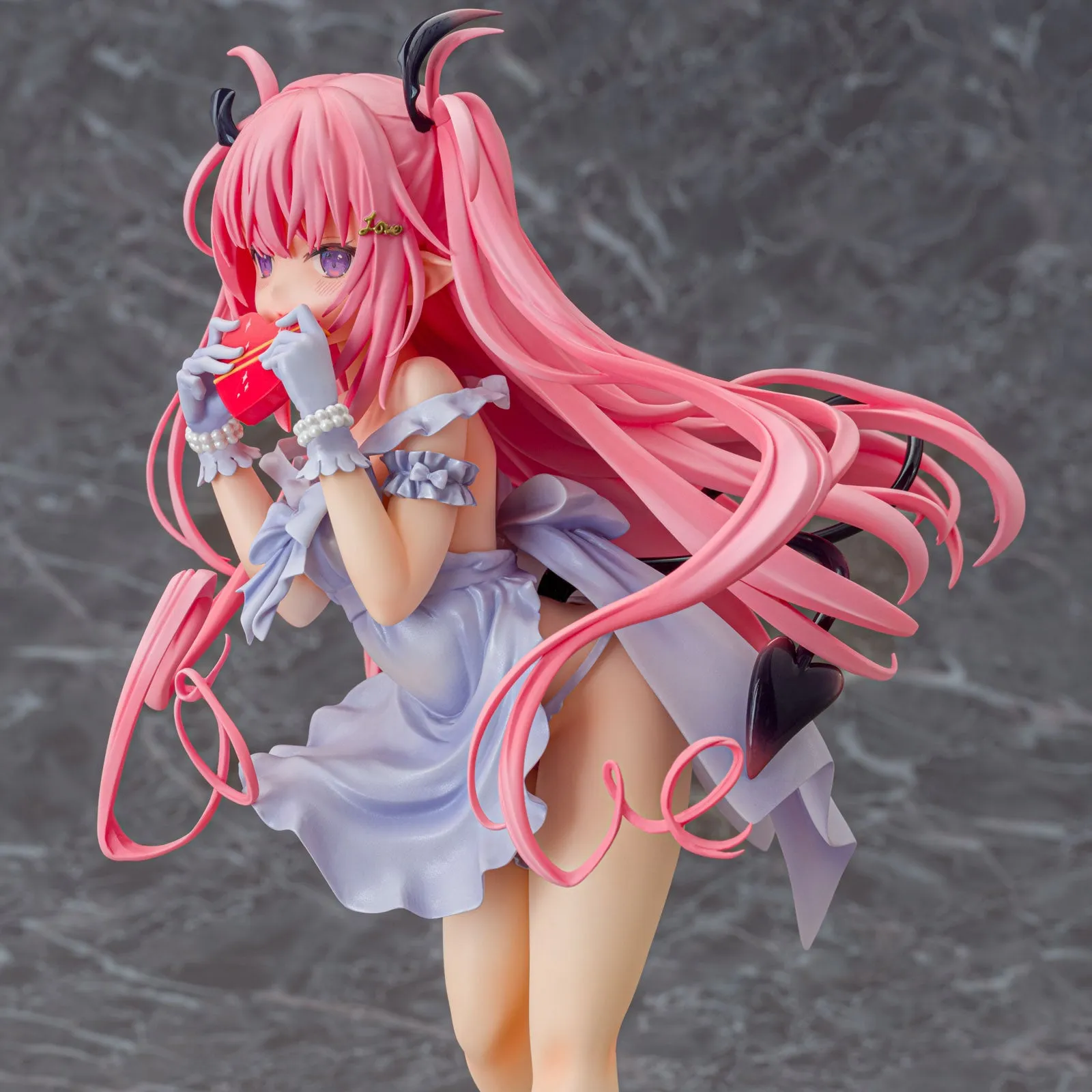 Tamano Kedama Succubas Rurumu Valentine ver. 1/6 Scale Figure