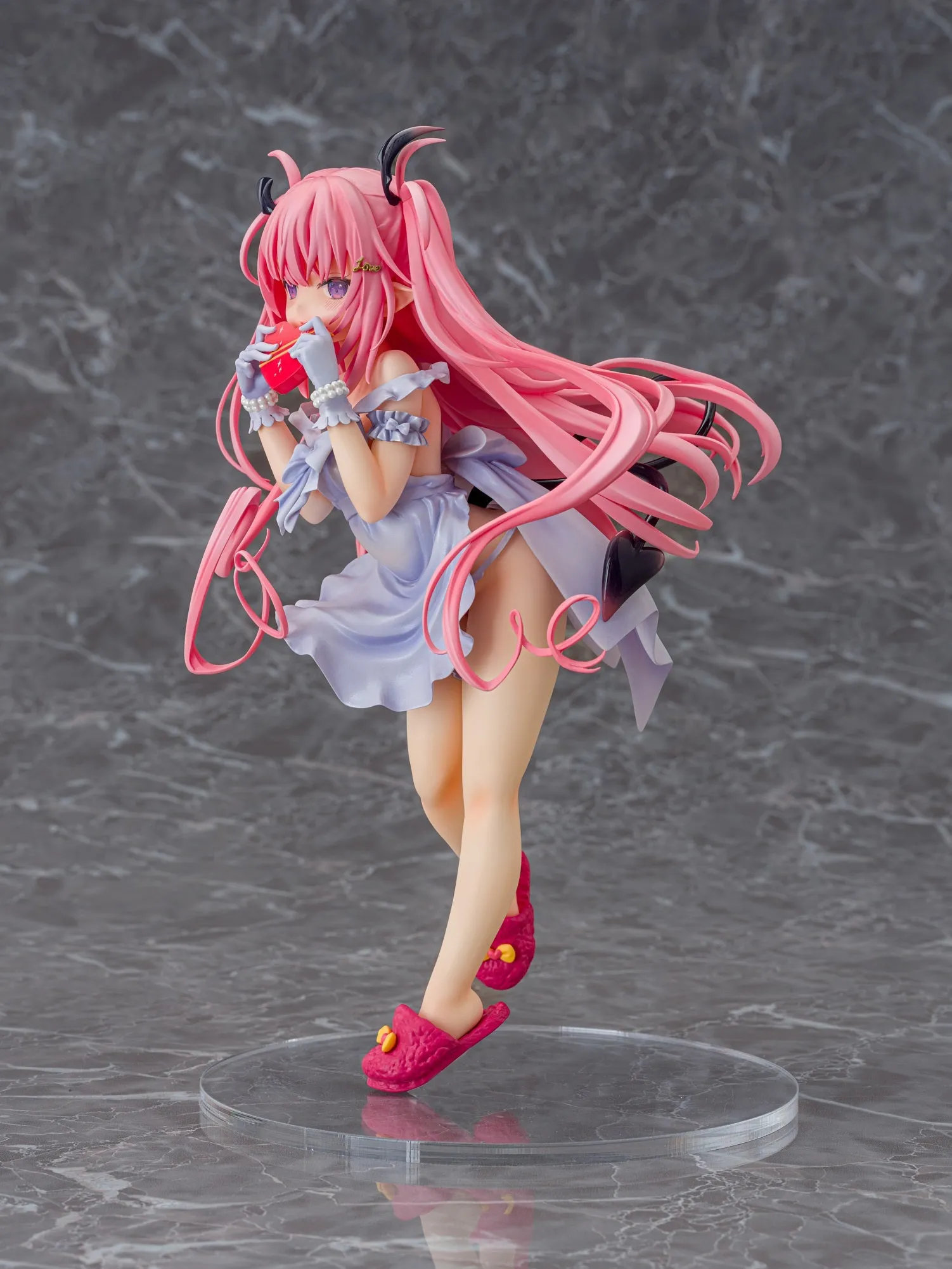 Tamano Kedama Succubas Rurumu Valentine ver. 1/6 Scale Figure